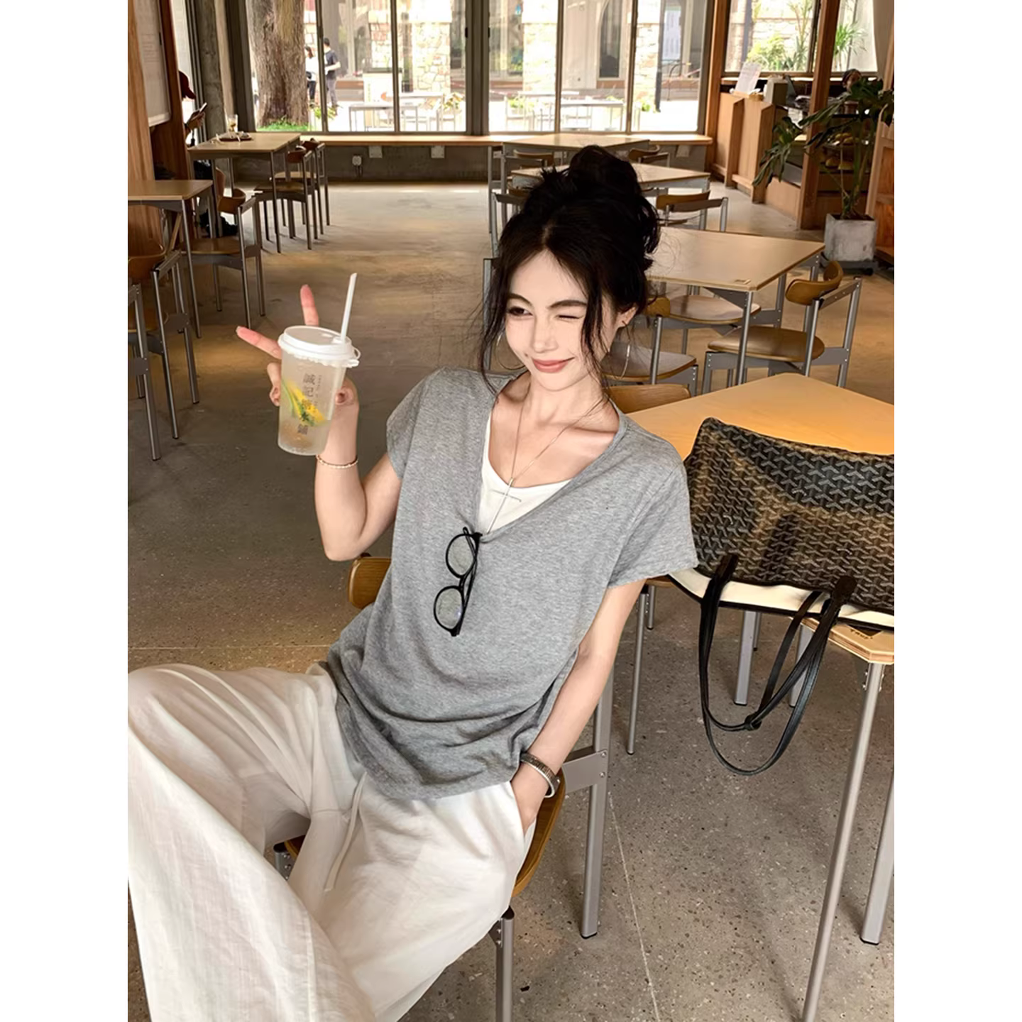 假两件V领短袖T恤女2026新款夏季胖mm大尺码宽松慵懒松弛感穿详情图